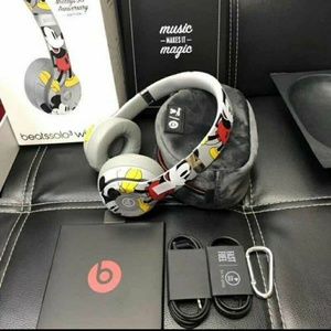 Beats solo 3 wireless
